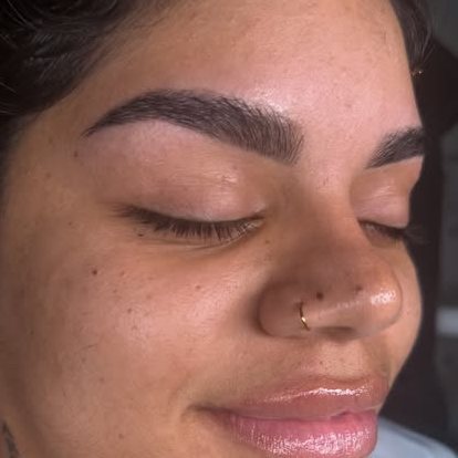 Defined lashes and a clean, polished finish